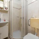 2 Bedroom Cozy In * Lukoran