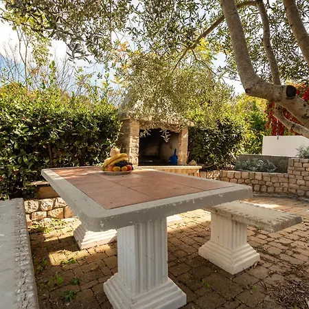 דירה 2 Bedroom Awesome In