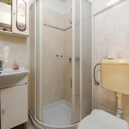2 Bedroom Awesome In * Lukoran